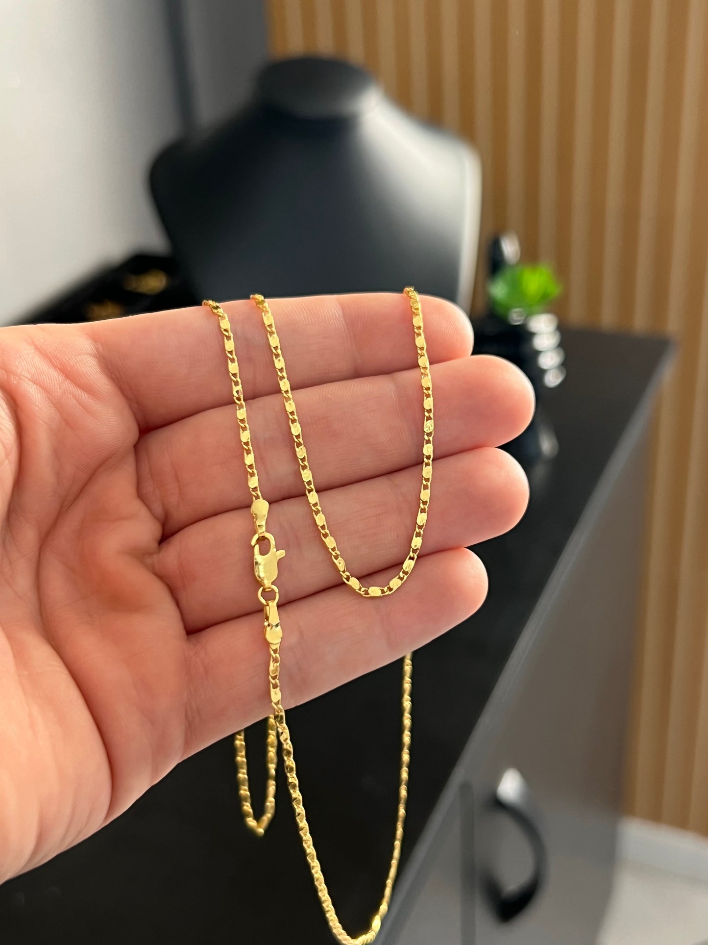 Corrente Piastrini 2mm - 70cm (Banhado a ouro 18k)