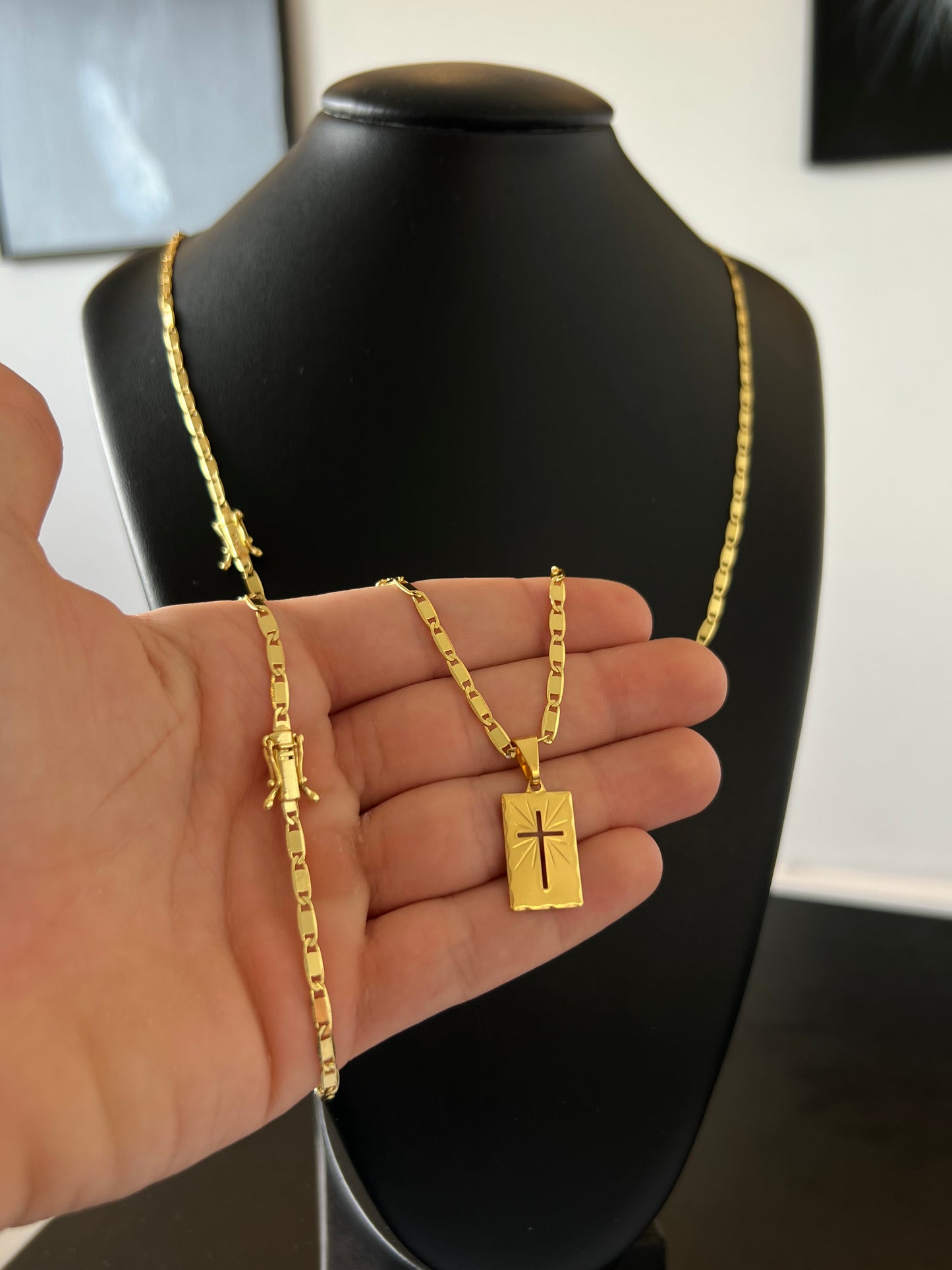 Kit Corrente Piastrine 4mm - 70cm + Pingente placa e cruz vazada P+ Pulseira de Brinde (Banhado a Ouro 18K)