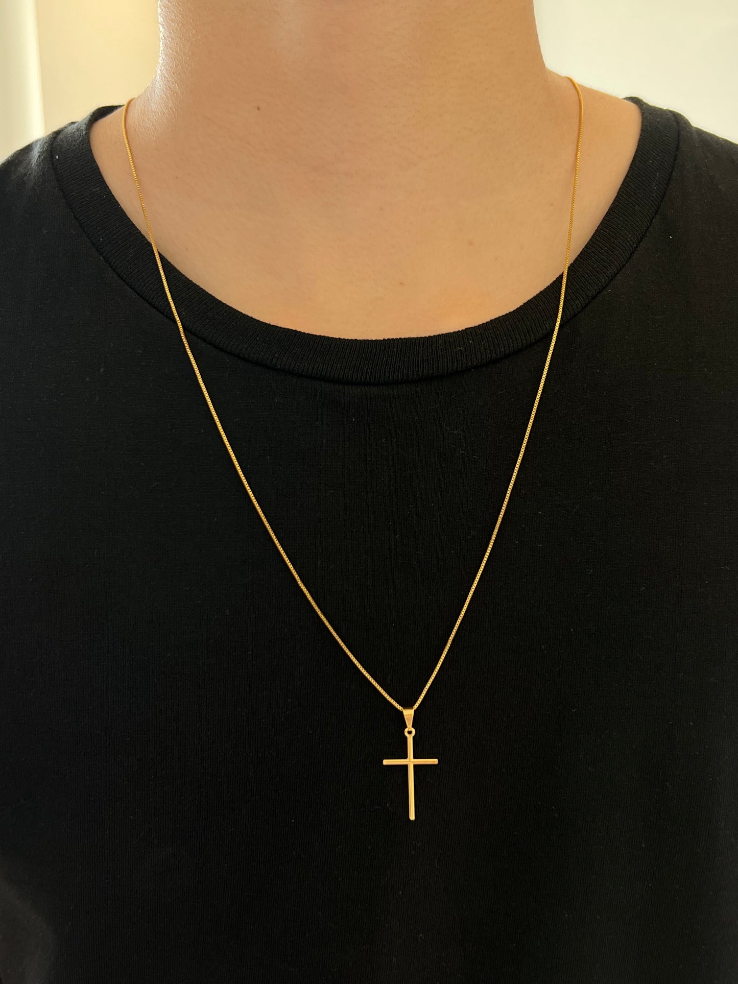 Kit Corrente Veneziana 1mm-70cm + Pingente Cruz Slim P (Banhado a Ouro 18K)