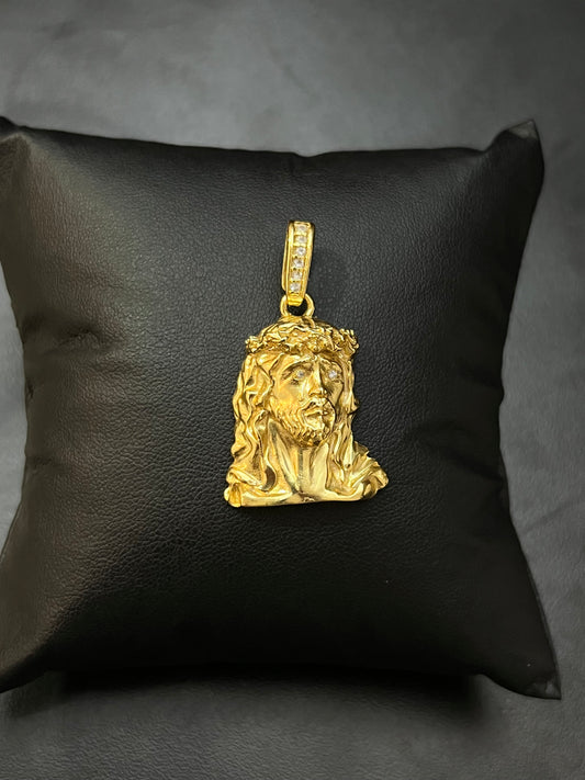 Pingente Face 3D Cravejada M (2,3x2,7cm) Banhado a Ouro 18K