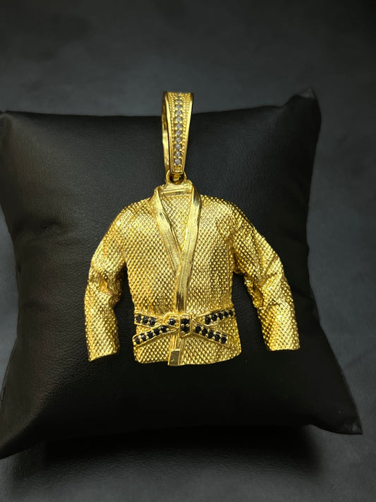 Pingente Faixa Preta Cravejado G (5x5cm) Banhado a Ouro 18K
