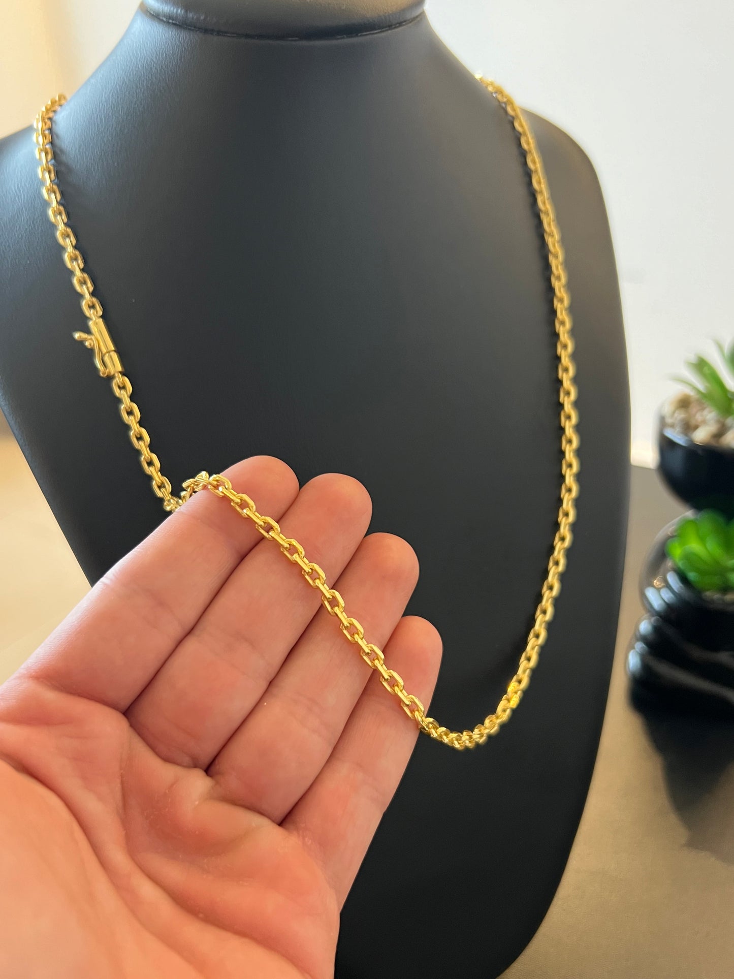 Corrente Cadeado 4.5mm - 70cm (Banhado a ouro 18k)